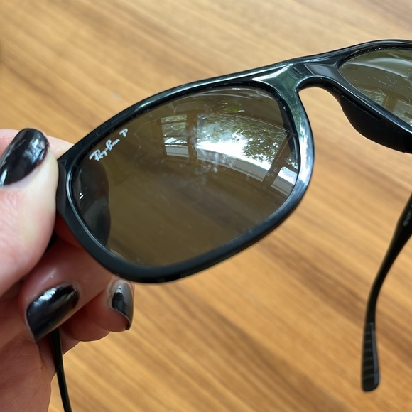 Ray Ban P, sport/performance sunglasses polarized. - Picture 4 of 4